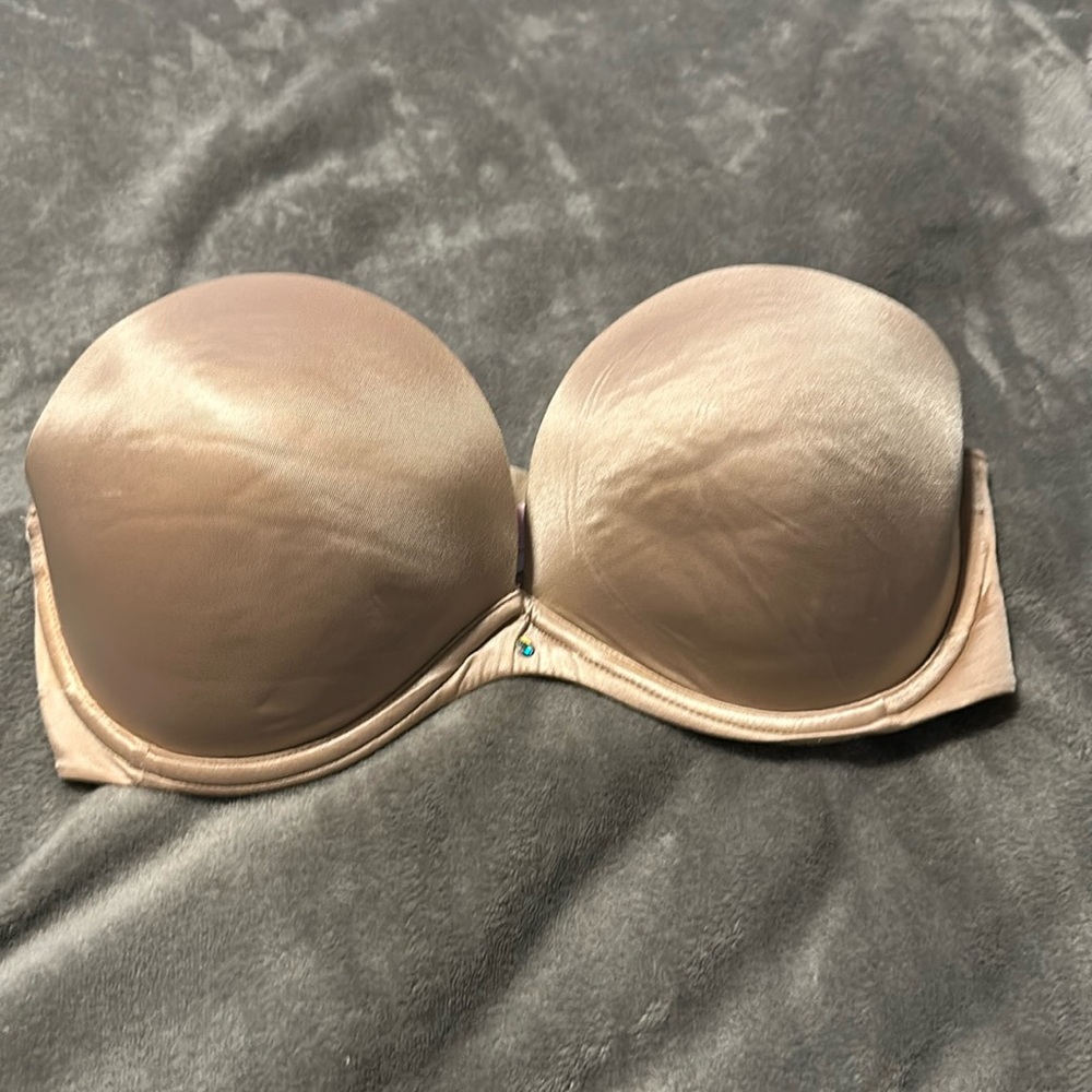 Strapless bra